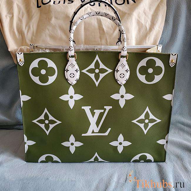 Louis Vuitton Monogram Women Onthego Handbag Green and White  - 1