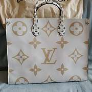 Louis Vuitton Monogram Women Onthego Handbag Green and White  - 6