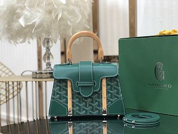 Goyard Saigon Green Size 21 × 14 × 9 cm