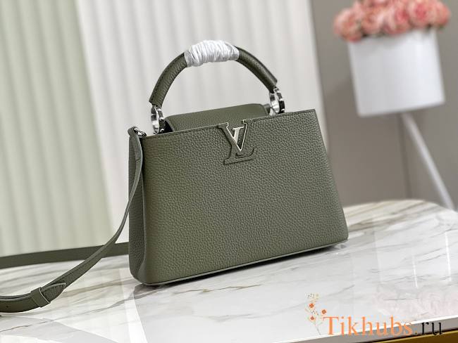 LV Capucines Taurillon Leather Green M48865 Size 27 x 18 x 9 cm - 1