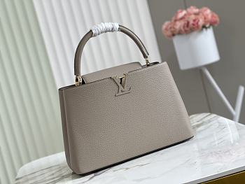 LV Capucines Taurillon Leather  M57227 Size 31.5 x 30 x 11 cm