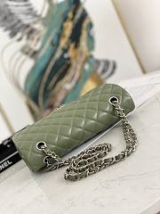 Chanel Flap Bag Green Lambskin Silver Hardware Size 25 cm - 4