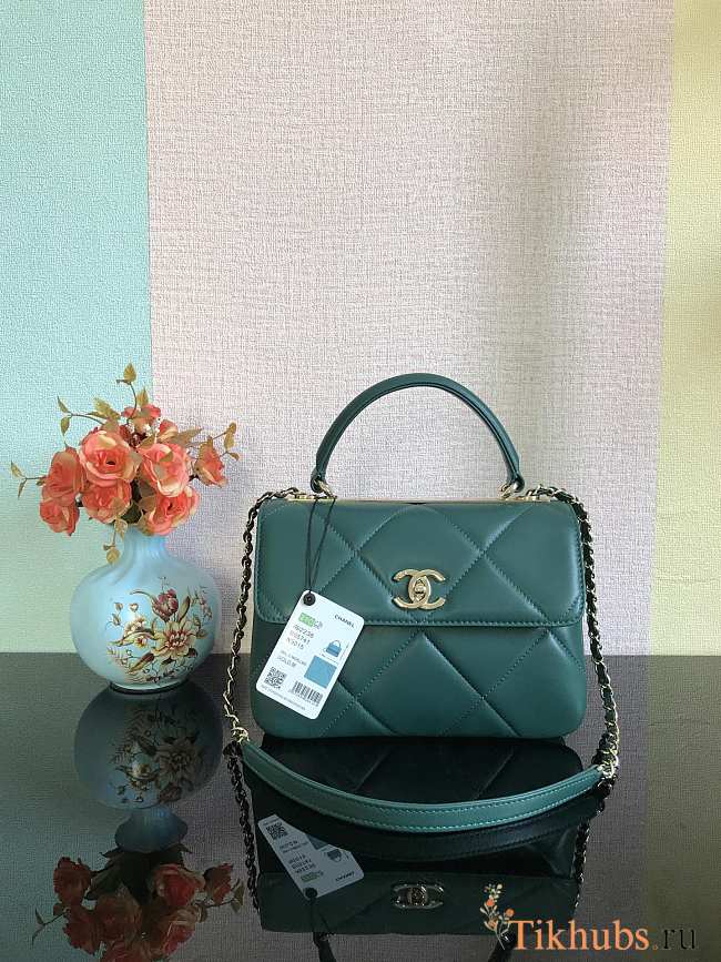 Chanel Trendy Handle 92236 Dark Green Gold Hardware Size 25 x 17 x 12 cm - 1