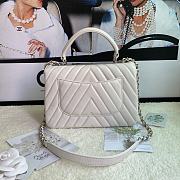 Chanel Trendy 92236V White Silver Hardware Size 25 x 17 x 12 cm - 2