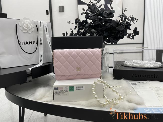 Chanel WOC Pearl Chain Light Pink Lambskin A68052 Size 19.2 x 12.3 x 3.5 cm - 1
