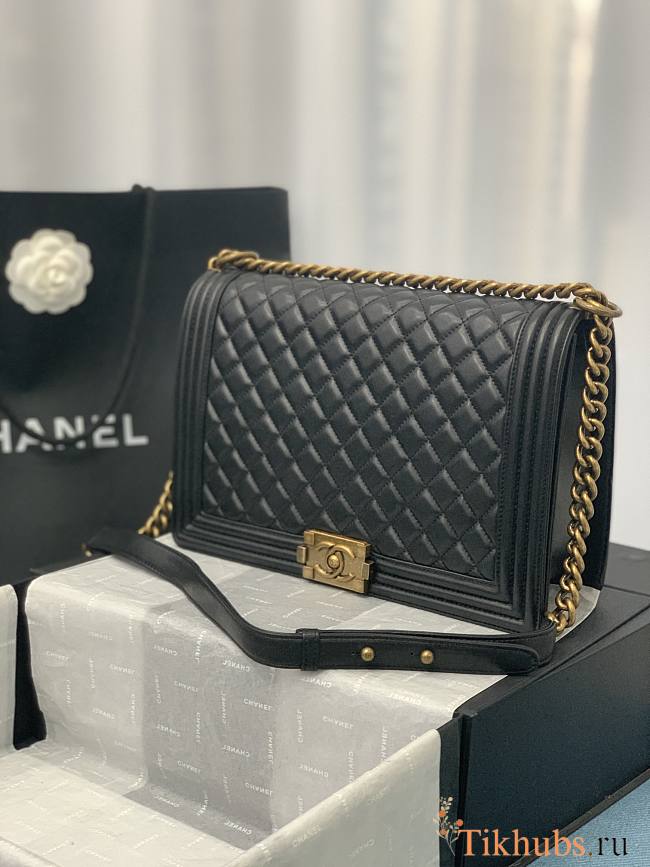 Chanel Leboy Lambskin Black 67087 GHW Size 30 cm - 1