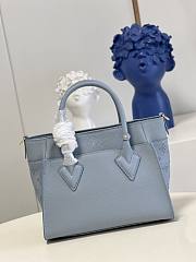 LV On My Side PM Baby Blue M57728 Size 25 x 20 x 12 cm - 4