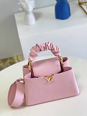 LV Capucines Taurillon Leather Pink M4886 Size 27 x 18 x 9 cm - 3
