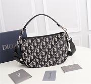 Dior Oblique Size 24 x 17.5 x 7.5 cm - 4