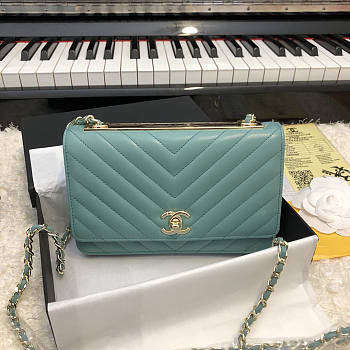 Chanel WOC 80983 V Green GHW