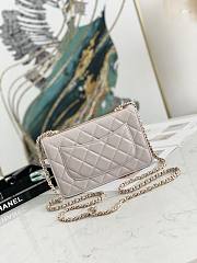 Chanel WOC 88633 Gray GHW Size 19 cm - 2