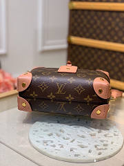 Louis Vuitton Virgil Abloh Locky BB Pink M45531 Size 20 x 14 x 7.5 cm - 5