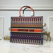 Dior Book Tote Multi-Coloured Embroidered Size 41.5 x 32 x 5 cm - 1