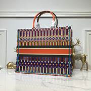 Dior Book Tote Multi-Coloured Embroidered Size 41.5 x 32 x 5 cm - 5