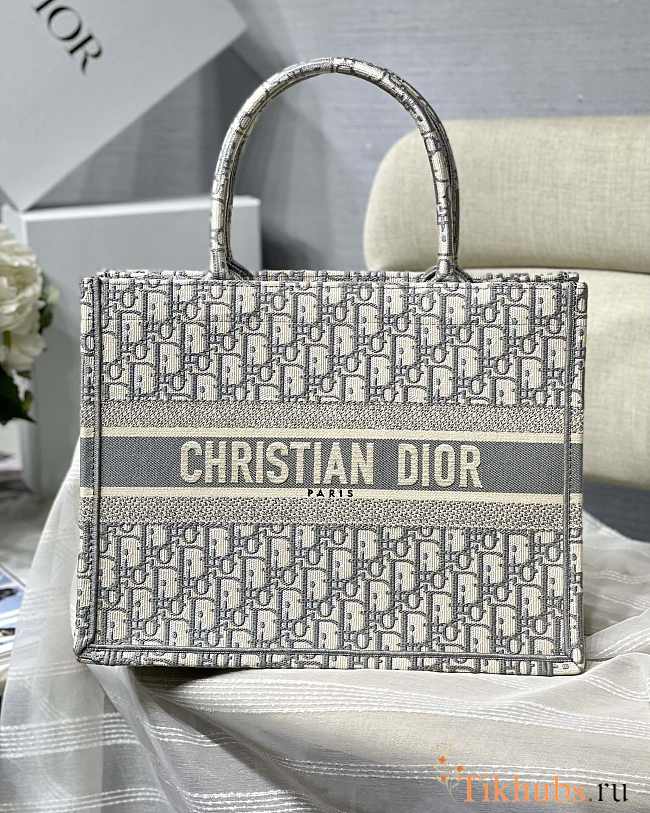 Dior Book Tote Bag Small Size 36.5 x 28 x 17.5 cm - 1