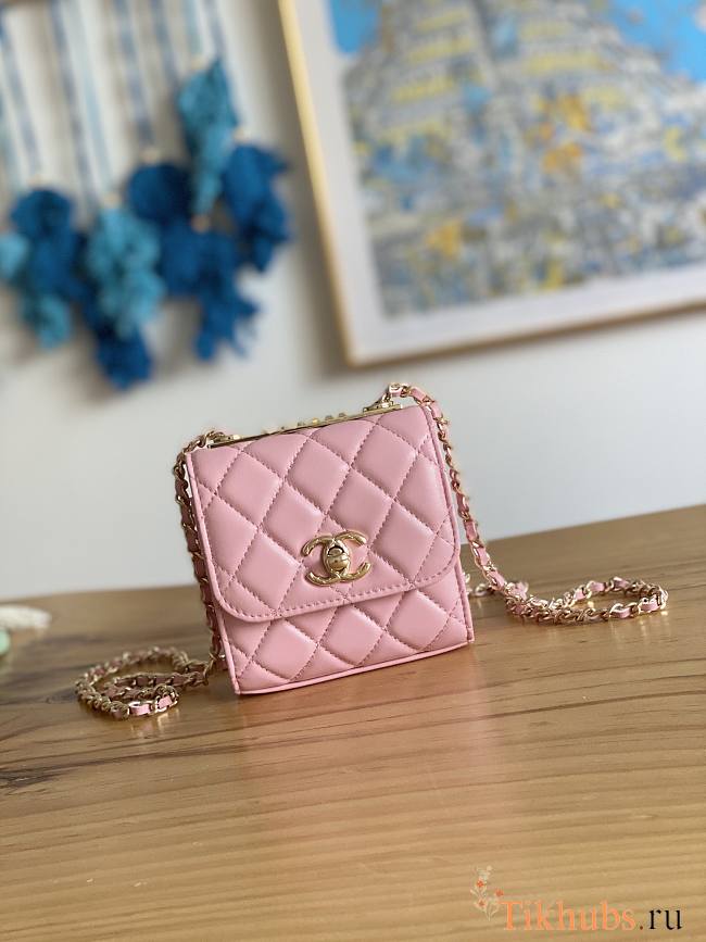 Chanel Belt Bag 2022 Pink Size 11 x 11 x 5 cm - 1