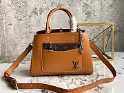 LV Marelle Brown Size 25 x 17 x 11 cm - 1