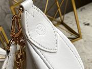 LV Over The Moon White Size 27.5 x 16 x 7 cm - 2