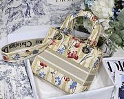 Dior Lady D-Lite Bag Flowers Embroidery Size 24 x 20 x 11 cm - 3