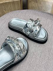 LV Slippers Sliver - 6