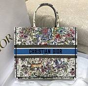 Dior Book Tote Latte D-Constellation Embroidery 42x18x35cm - 1