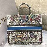 Dior Book Tote Latte D-Constellation Embroidery 42x18x35cm - 3