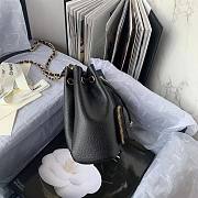 Chanel Bucket Bag Calfskin Black 21x19x8cm - 4