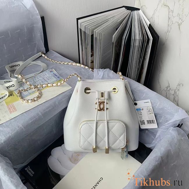 Chanel Bucket Bag Calfskin White 21x19x8cm - 1