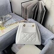 Chanel Bucket Bag Calfskin White 21x19x8cm - 3