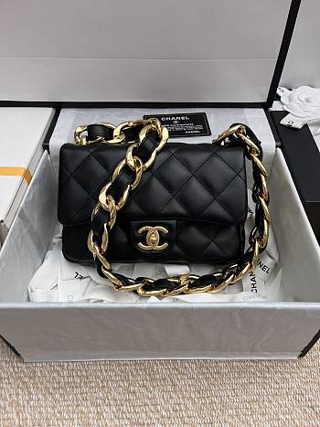 Chanel Flap Bag Lambskin Black CC Funky 21x17x6cm