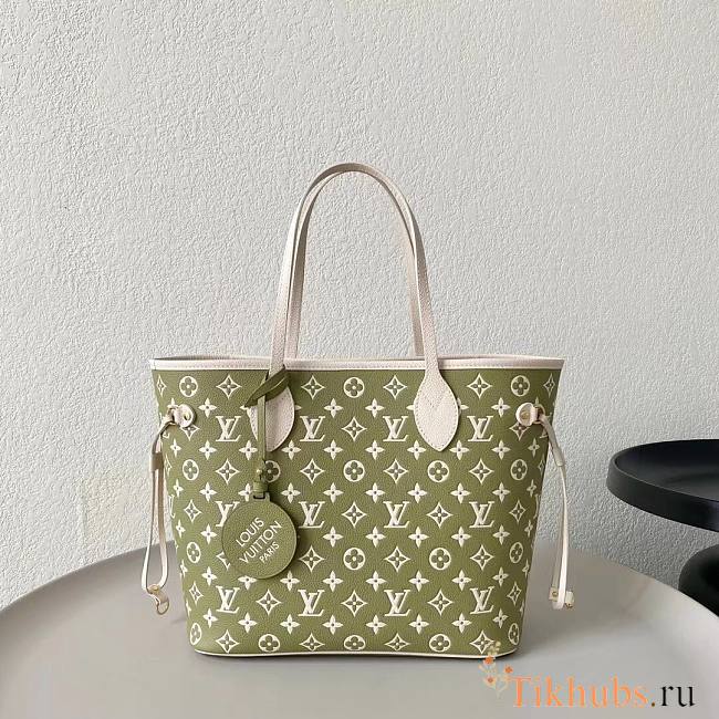 LV Neverfull Kaki and Beige 32x28x15cm - 1