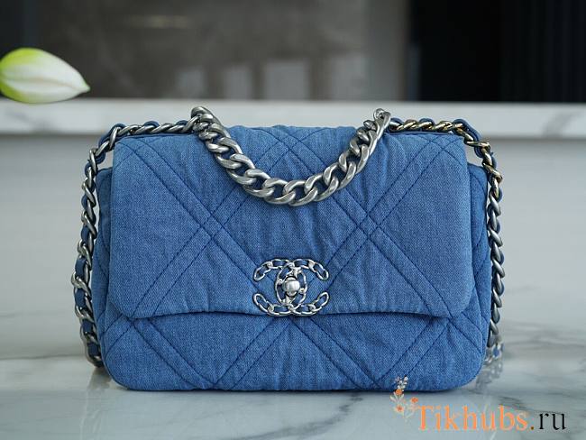 Chanel 19 Flap Bag Light Blue Denim 26x16x9cm - 1