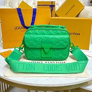 LV S Lock Messenger Green Bag 22x18x8cm - 1