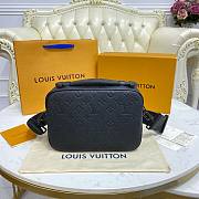 LV S Lock Messenger Black Bag 22x18x8cm - 6