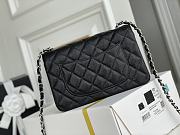 Chanel Flap Bag Caviar Black SHW Size 20 cm  - 5