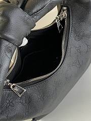 LV Why Knot PM Black Bag 34x28x12cm - 2