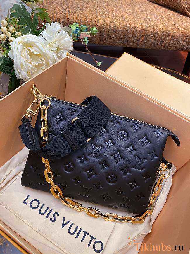 LV Coussin Black 26x20x15cm - 1