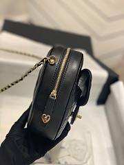 Chanel Heart Chain Bag Black 18x16.5x6.5cm - 6