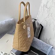 Chanel CC Medallion Caviar Beige Tote Handbag 30x24x14cm - 6