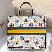 Dior Book Tote White Pixel Zodiac Embroider 42x18x35cm - 4