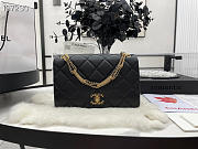 Chanel Flap Bag Lamskin Black 26x16x10cm - 1