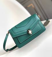 BVLGARI Serpenti Forever Shoulder Bag Green 22x15x4.5cm - 1