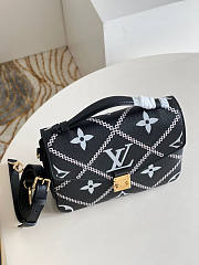 LV Pochette Metis Black 25x19x7cm - 4