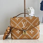 LV Pochette Metis Brown 25x19x7cm - 1