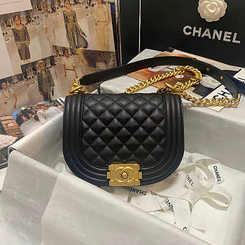 Chanel Small Boy Messenger Black Bag 18x12.5x6cm