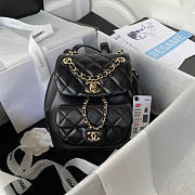 Chanel 22A Small Backpack Black Lambskin 18.5x18x12cm - 1