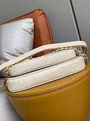 Louis Vuitton Multi Pochette Accessoires White 25x14.5x4.5cm - 4