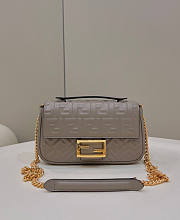 Fendi Baguette Chain Midi Gray 24x7x14.5cm - 1