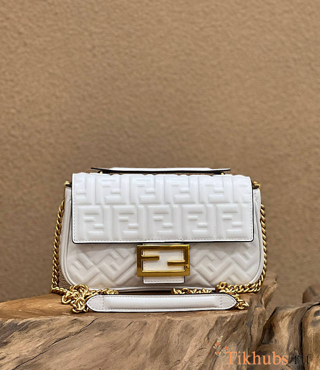 Fendi Baguette Chain Midi White 24x7x14.5cm - 1