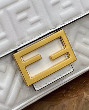 Fendi Baguette Chain Midi White 24x7x14.5cm - 2